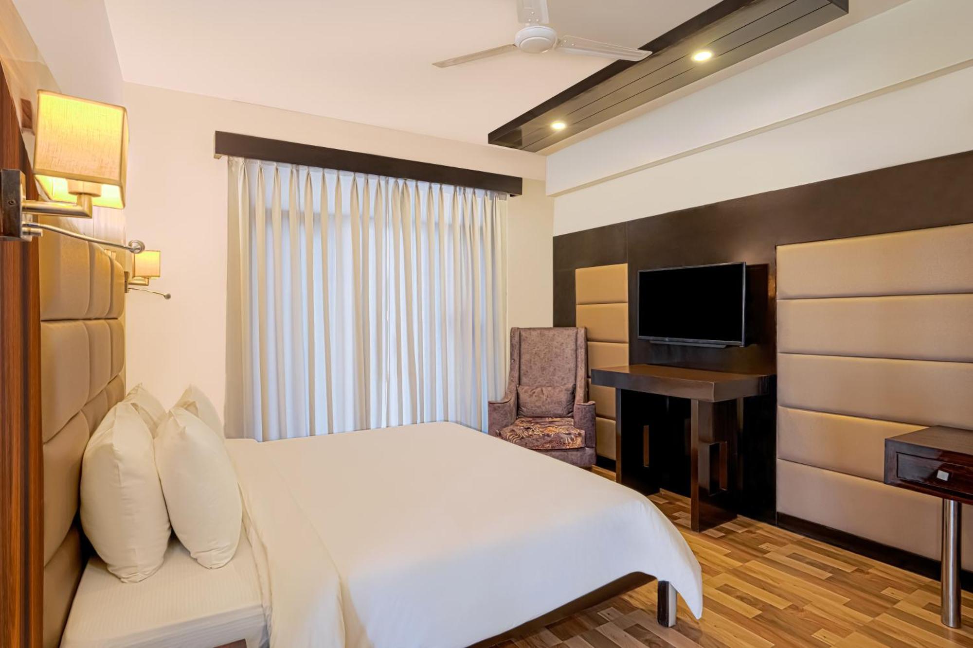 Country Inn Goa Varca Beach - 2 Minutes Walk To The Beach ภายนอก รูปภาพ